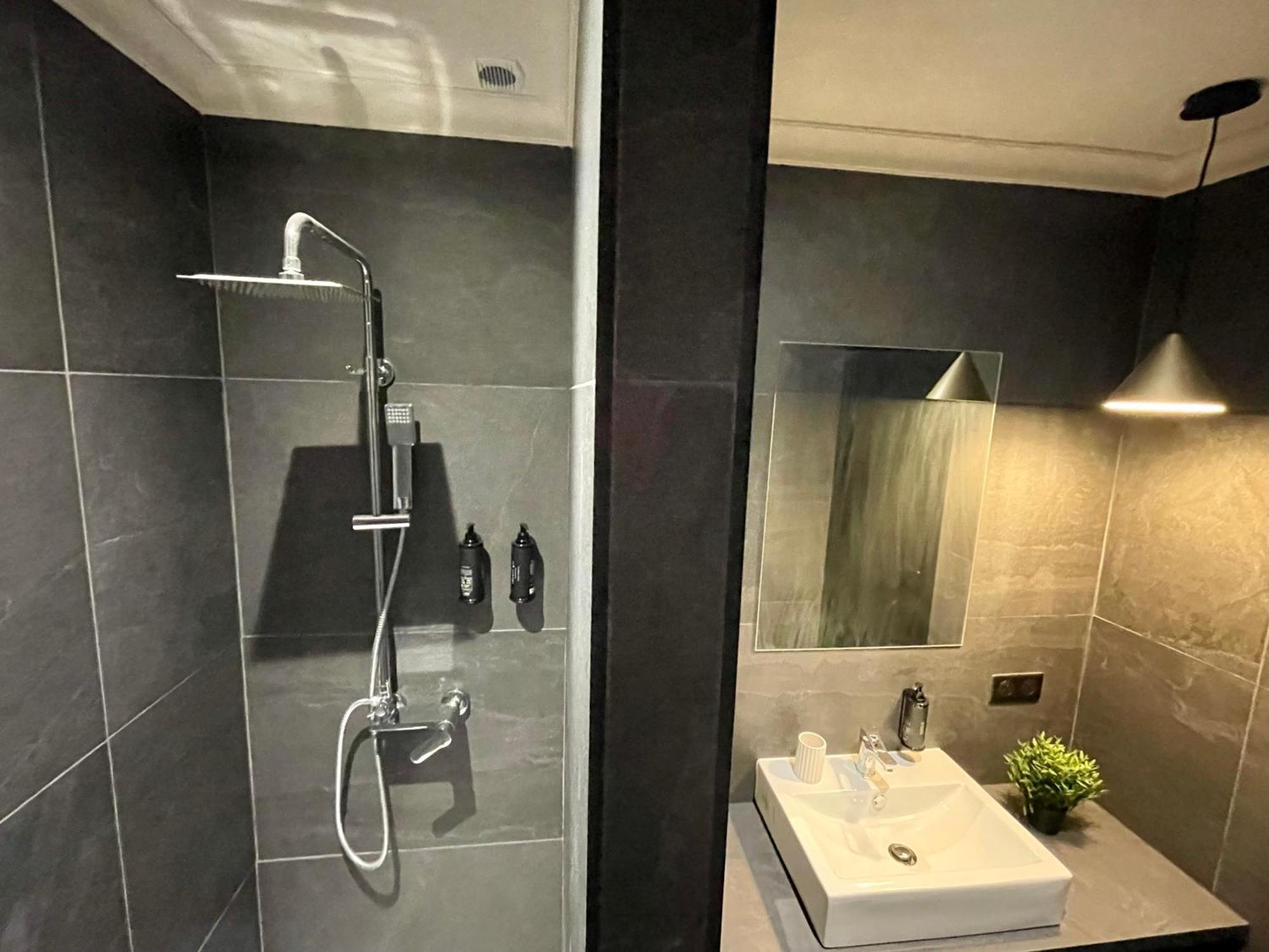 Alfred Suites - Appart'S Hotel - Dijon - Centre Historique Ngoại thất bức ảnh