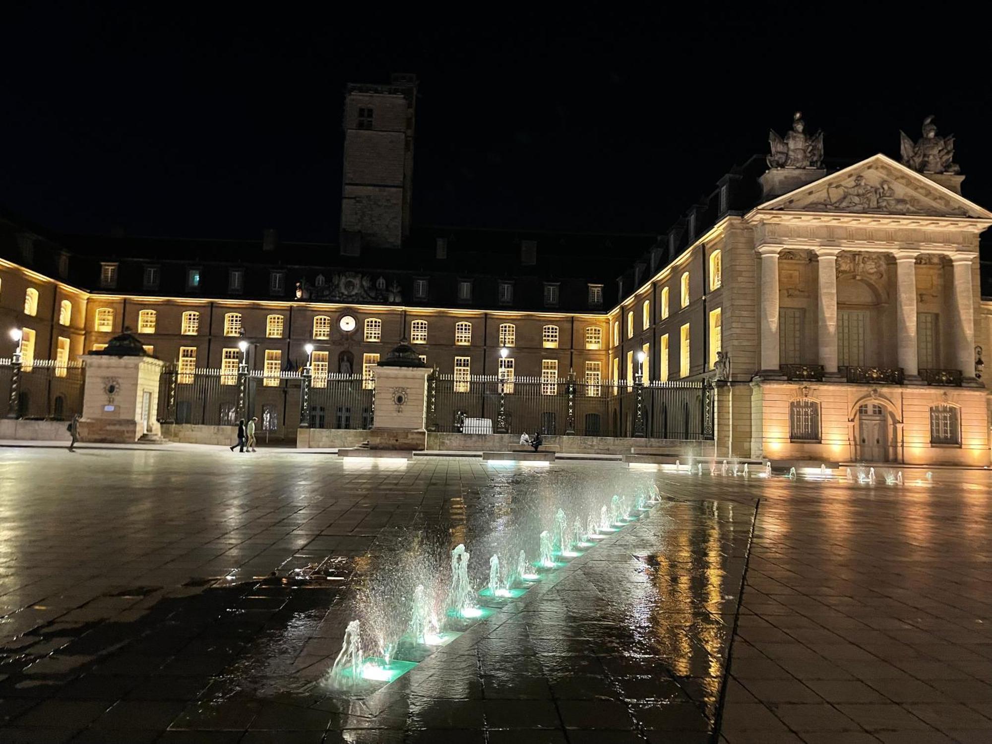 Alfred Suites - Appart'S Hotel - Dijon - Centre Historique Ngoại thất bức ảnh